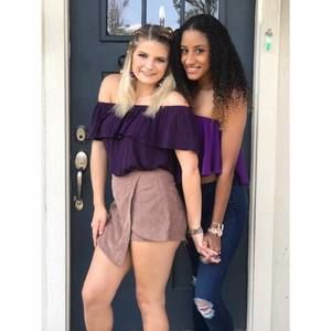 Meet your Posher, Simone